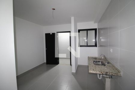 Sala/Cozinha de apartamento à venda com 1 quarto, 30m² em Parada Inglesa, São Paulo