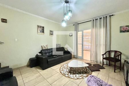 Sala de casa à venda com 4 quartos, 200m² em Planalto Paulista, São Paulo