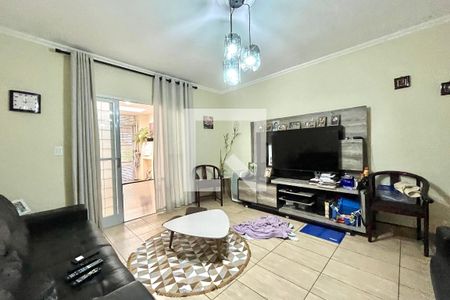 Sala de casa à venda com 4 quartos, 200m² em Planalto Paulista, São Paulo