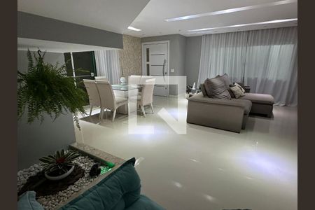 Sala de casa de condomínio à venda com 3 quartos, 350m² em Jacarepaguá, Rio de Janeiro