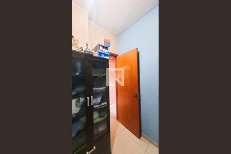 Quarto 2 de casa à venda com 3 quartos, 170m² em Parque São Quirino, Campinas