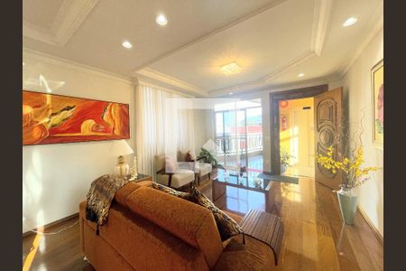 Sala de apartamento à venda com 3 quartos, 140m² em Padre Eustáquio, Belo Horizonte