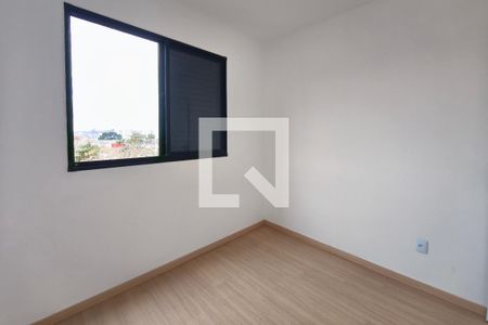 Quarto 2 de apartamento para alugar com 2 quartos, 42m² em Jardim Ipaussurama, Campinas