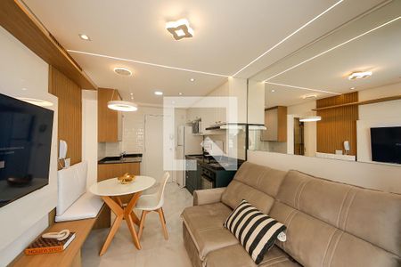 Sala e Cozinha de apartamento para alugar com 1 quarto, 38m² em Vila Graciosa, São Paulo