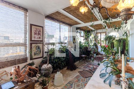 Sala de apartamento à venda com 2 quartos, 213m² em Higienópolis, São Paulo