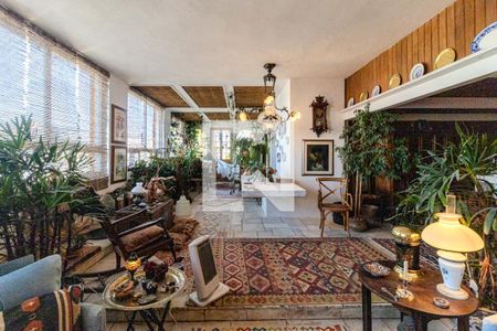 Sala de apartamento à venda com 2 quartos, 213m² em Higienópolis, São Paulo