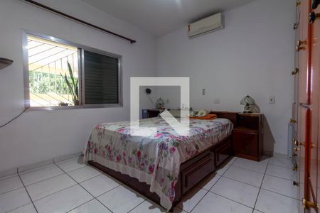 Quarto 1 de casa à venda com 2 quartos, 100m² em Cidade Mãe do Céu, São Paulo