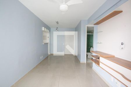 Sala de apartamento à venda com 2 quartos, 60m² em Pechincha, Rio de Janeiro