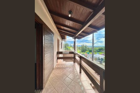 Sacada de casa à venda com 3 quartos, 166m² em Feitoria, São Leopoldo