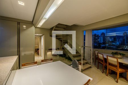 Sala de apartamento para alugar com 3 quartos, 153m² em Funcionários, Belo Horizonte