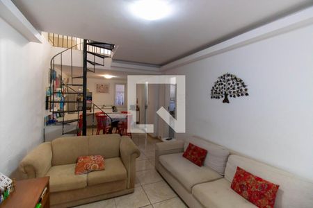 Sala de casa à venda com 6 quartos, 720m² em São Francisco, Niterói