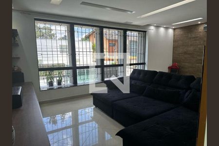 Casa à venda com 4 quartos, 300m² em Jardim das Bandeiras, São Paulo