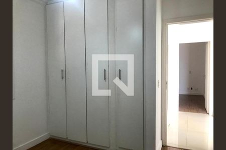 Casa à venda com 4 quartos, 277m² em Alphaville, Santana de Parnaíba