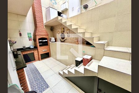 Casa à venda com 3 quartos, 182m² em Vila Amabile Pezzolo, Santo André