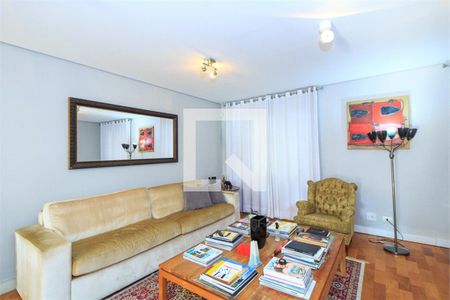 Casa à venda com 4 quartos, 369m² em Santo Amaro, São Paulo