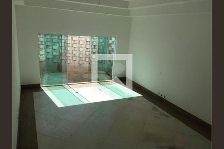 Casa à venda com 3 quartos, 260m² em Vila da Saúde, São Paulo