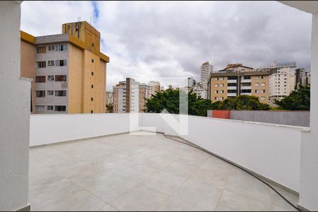 Cobertura de apartamento à venda com 2 quartos, 137m² em Santo Antônio, Belo Horizonte