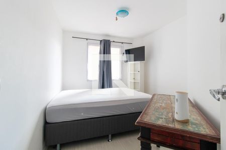 Quarto 2 de apartamento para alugar com 2 quartos, 65m² em Guaíra, Curitiba