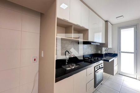 Cozinha de apartamento à venda com 2 quartos, 57m² em Vila das Mercês, São Paulo