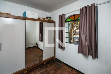 Quarto 1 de casa à venda com 2 quartos, 100m² em Vila Cloris, Belo Horizonte