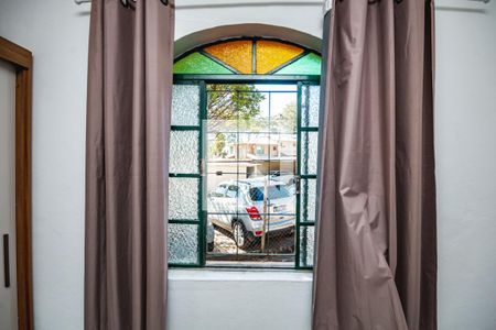 Quarto 1 de casa à venda com 2 quartos, 440m² em Vila Cloris, Belo Horizonte