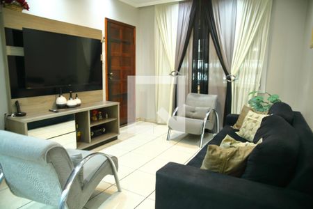 Sala de casa à venda com 3 quartos, 130m² em Vila Alvinopolis, São Bernardo do Campo