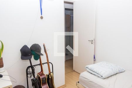 Quarto 2 de apartamento para alugar com 3 quartos, 72m² em Jardim Sabara, São Paulo
