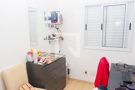 Quarto 1 de apartamento para alugar com 3 quartos, 72m² em Jardim Sabara, São Paulo