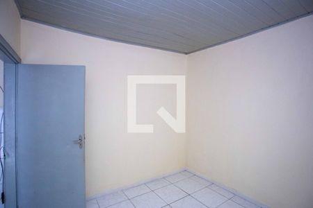 Quarto de casa para alugar com 1 quarto, 50m² em Canhema, Diadema