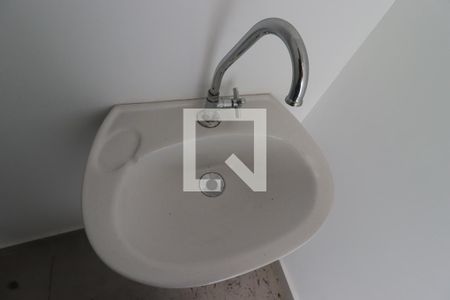 Lavabo  de apartamento à venda com 2 quartos, 82m² em Vila Humaita, Santo André