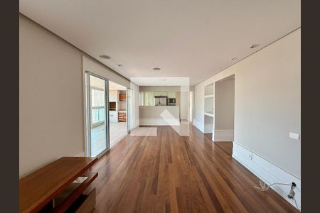 Sala de apartamento à venda com 3 quartos, 138m² em Santo Amaro, São Paulo