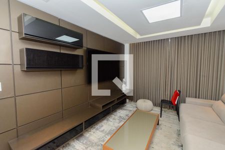 Sala de TV de casa à venda com 4 quartos, 392m² em Jardim Riacho das Pedras, Contagem