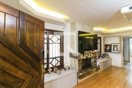 Casa 1 - Sala de casa à venda com 6 quartos, 150m² em Centro, Canoas