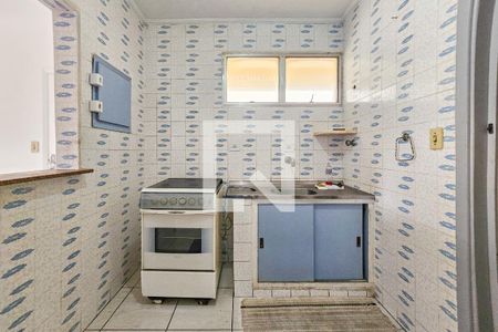 Cozinha de apartamento para alugar com 2 quartos, 80m² em Balneario Cidade Atlantica, Guarujá