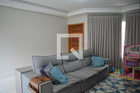 Sala de casa para alugar com 3 quartos, 240m² em Parque das Nações, Santo André