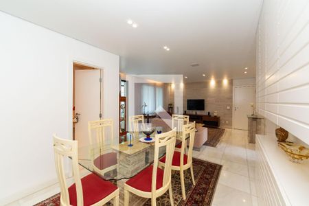 Sala de apartamento à venda com 4 quartos, 136m² em Belvedere, Belo Horizonte