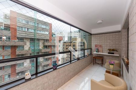 Varanda de apartamento à venda com 4 quartos, 136m² em Belvedere, Belo Horizonte