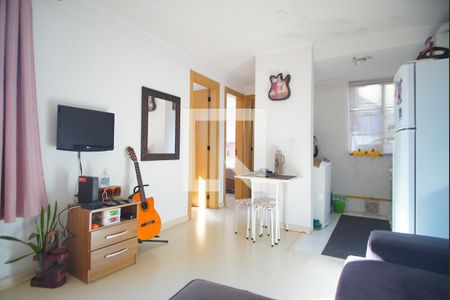 Sala de apartamento à venda com 2 quartos, 43m² em Rubem Berta, Porto Alegre