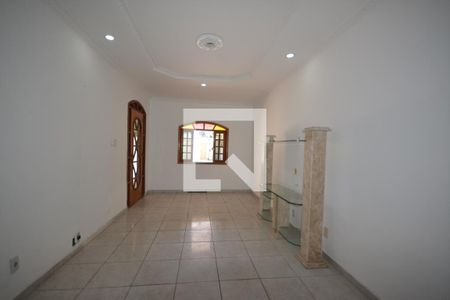 Sala de casa para alugar com 4 quartos, 280m² em Campo Grande, Rio de Janeiro