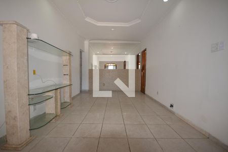 Sala de casa para alugar com 4 quartos, 280m² em Campo Grande, Rio de Janeiro