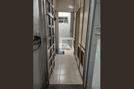 Casa à venda com 3 quartos, 200m² em Parque Tomas Saraiva, São Paulo