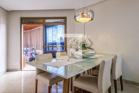 Sala de apartamento à venda com 4 quartos, 135m² em Cidade Nova, Belo Horizonte