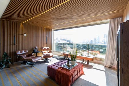 Varanda da Sala de apartamento à venda com 3 quartos, 252m² em Real Parque, São Paulo