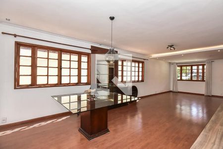 Sala de casa de condomínio para alugar com 4 quartos, 300m² em Chácara Nossa Senhora do Bom Conselho, São Paulo