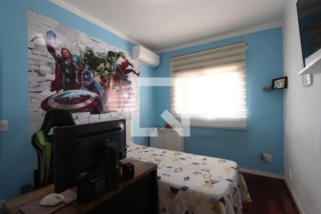 Quarto  de casa à venda com 4 quartos, 260m² em Jardim Cotiana, São Paulo