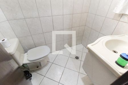 Lavabo de casa à venda com 3 quartos, 140m² em Vila Chuca, São Paulo