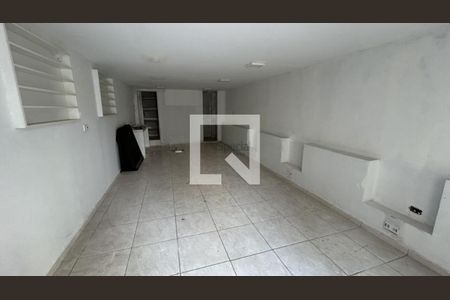 Casa à venda com 3 quartos, 158m² em Vila Regente Feijó, São Paulo