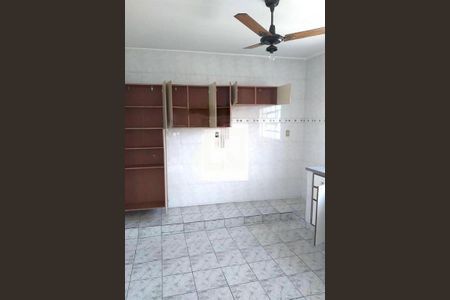 Casa à venda com 2 quartos, 90m² em Vila Tiradentes, São Paulo