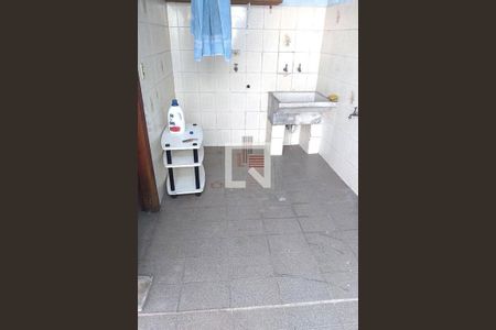 Casa à venda com 2 quartos, 90m² em Vila Tiradentes, São Paulo