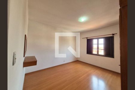 Casa à venda com 3 quartos, 140m² em Vila Butantã, São Paulo